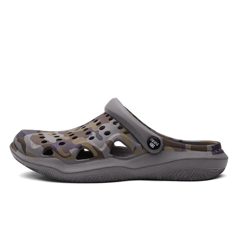 2022 Summer New Men's Clogs Sandals EVA Lightweight Beach Slippers Non-slip Mule Men Women Garden Clog Shoes Casual Flip Flops