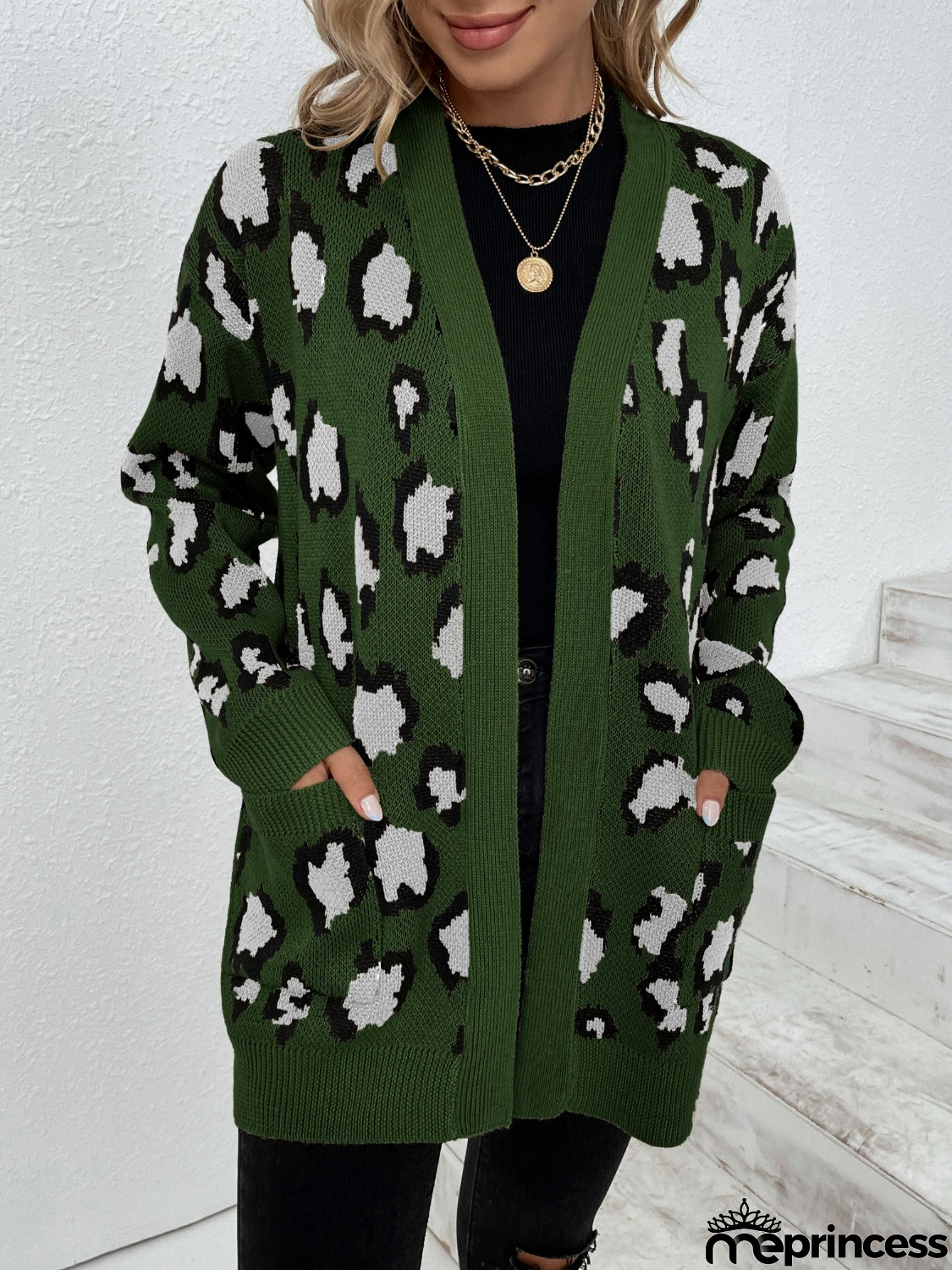 Casual and Effortless Cardigan
