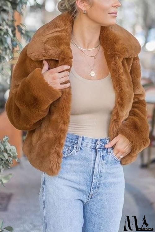 MidiSono - Turndown Collar Faux Fur Short Coat