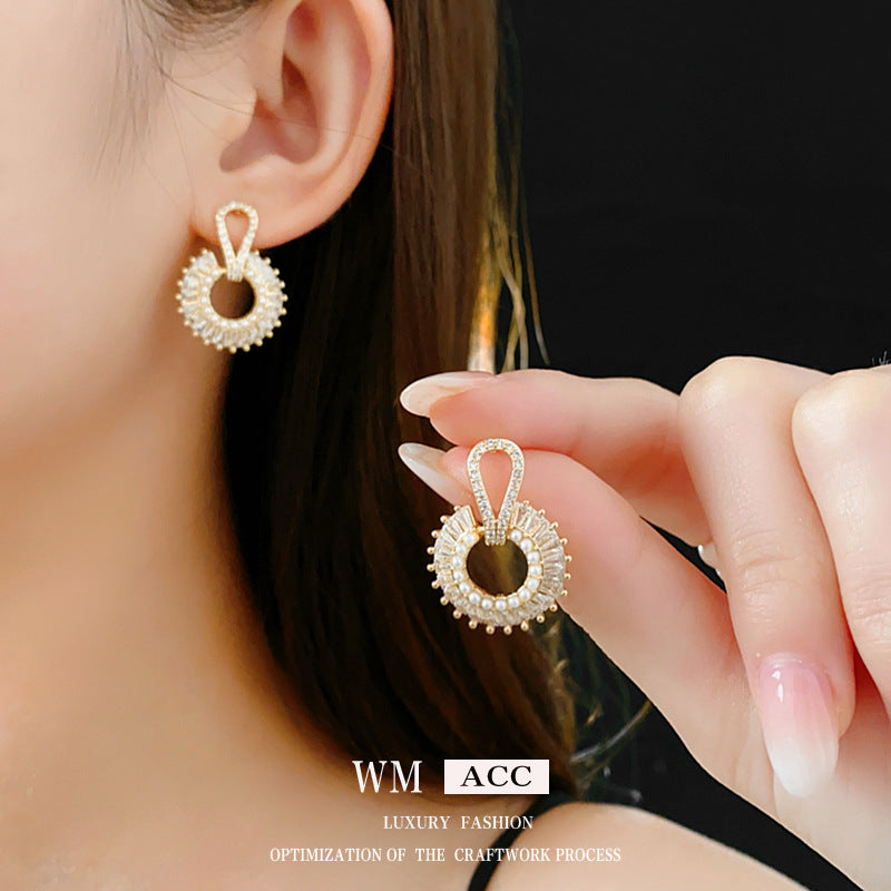 Medieval Round Geometric Artificial Pearl Zircon Inlay Earrings