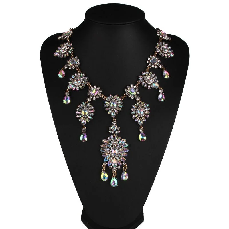 Dvacaman Summer Sex Body Jewelry Chain Handmade Multicolor Statement Necklace Jewelry Women Crystal Flower Pendant Necklace 8639