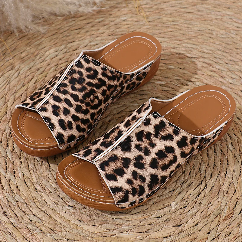 Yyvonne Vintage Leopard Print Platform Slippers for Women Summer Non Slip Wedges Sandals Woman Lightweight Beach Flip Flops 43