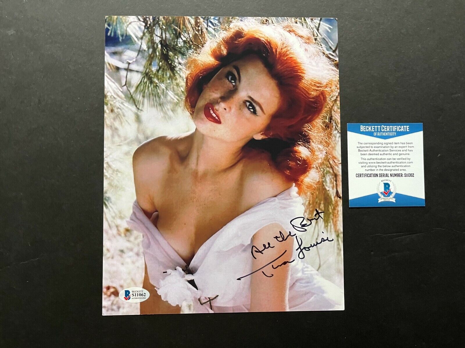 Tina Louise Hot! signed autographed Sexy Gilligan's 8x10 Photo Poster painting Beckett BAS Coa