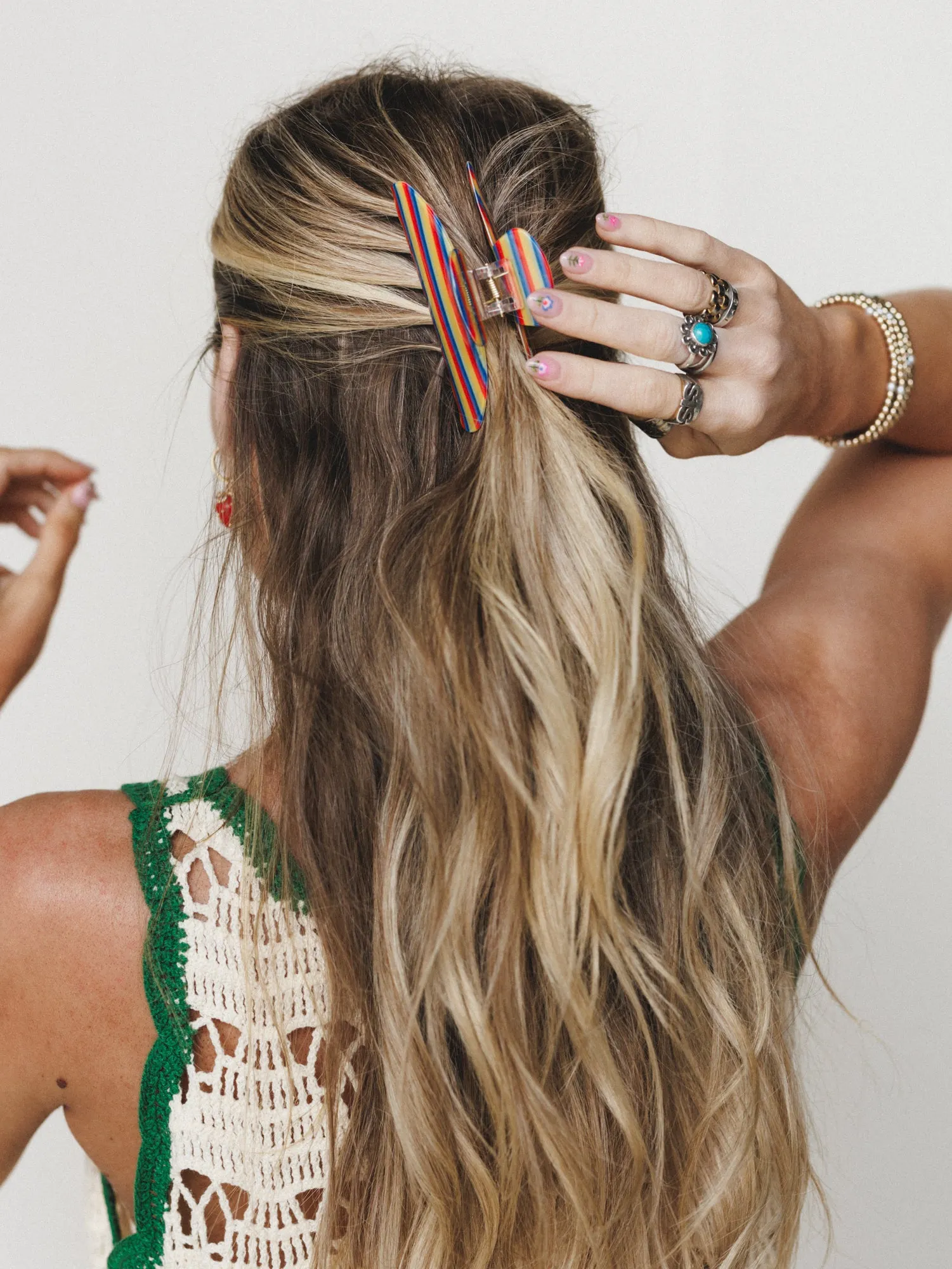 Avery Clip - Stripe Rainbow