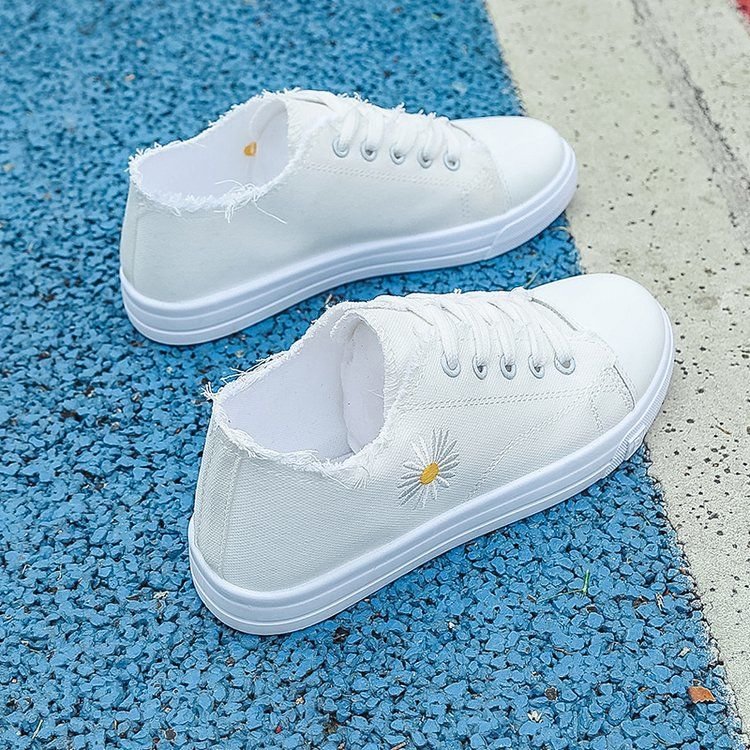 2021 New Women Casual Shoes Lace Up Ca	nvas Loafers Summer Soft Breathable Shoes Student Girl Lightweight Ladies Sneakers