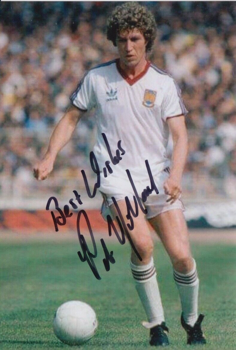 PAT HOLLAND HAND SIGNED 6X4 Photo Poster painting WEST HAM UNITED FOOTBALL AUTOGRAPH 1