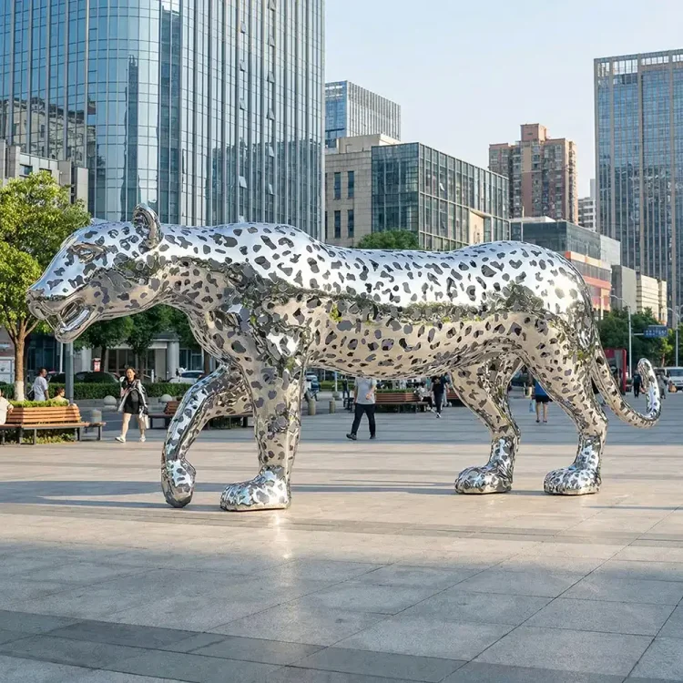 Outdoor Stainless Steel Leopard Sculpture for Urban Landscape
