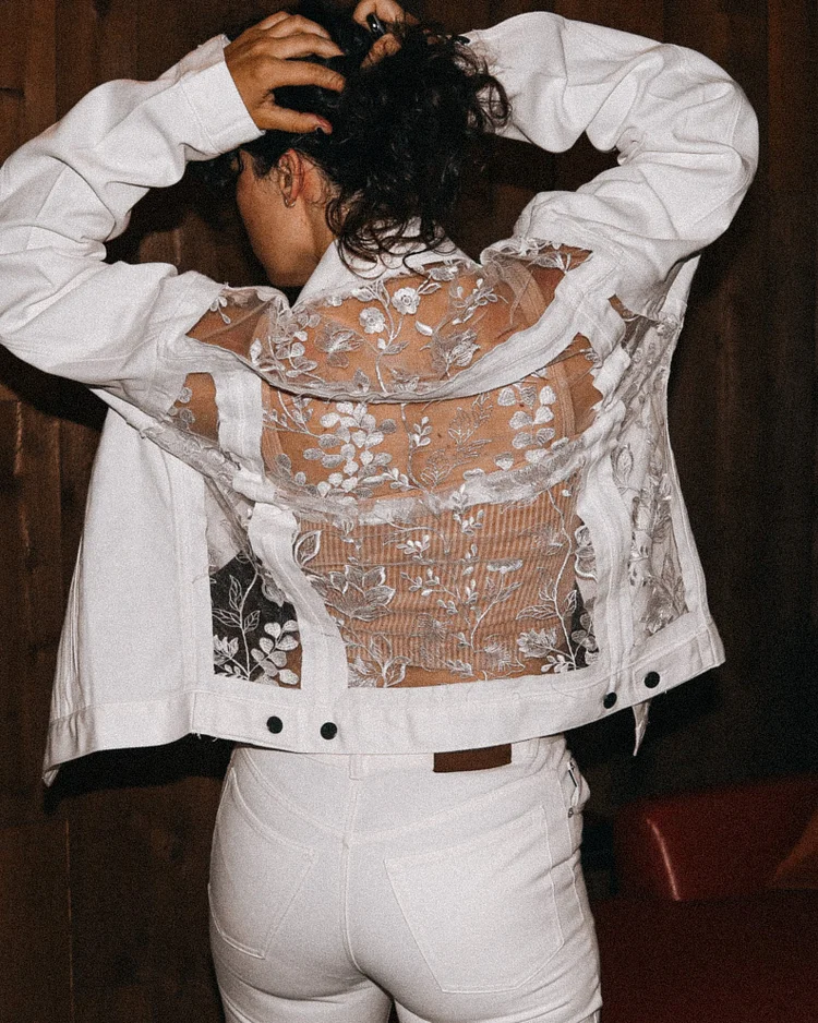 THE WHITE BLOSSOM JACKET