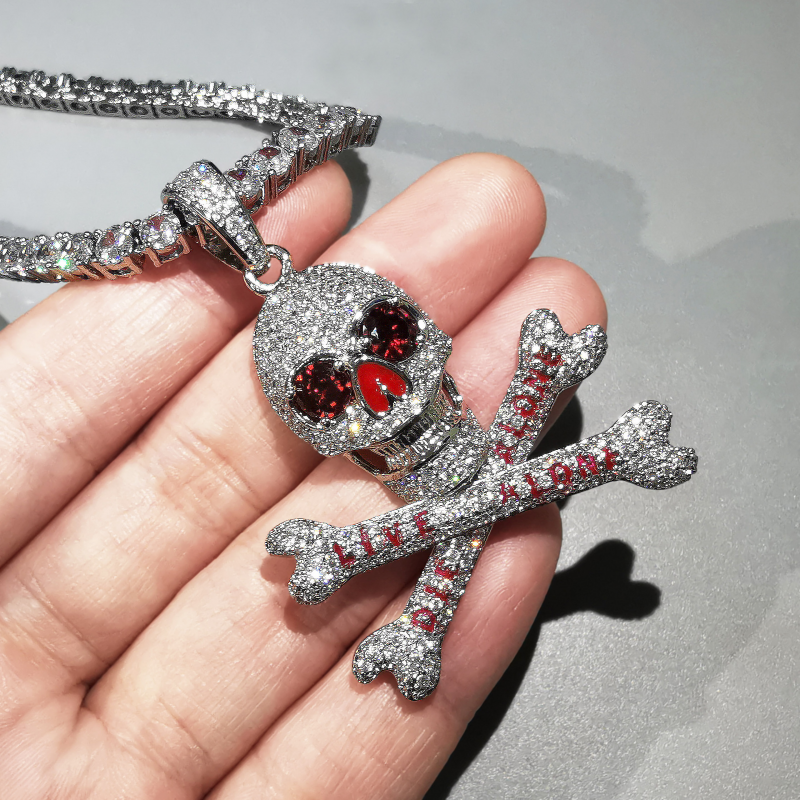 Red Eyes Skull Pendant Iced Out Cubic Zirconia Necklaces-VESSFUL