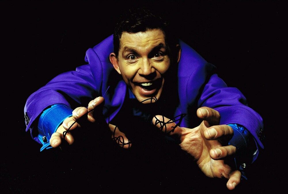 Lee Evans SIGNED in Person Autograph 12x8 Photo Poster painting AFTAL Authentic COA Stand Up