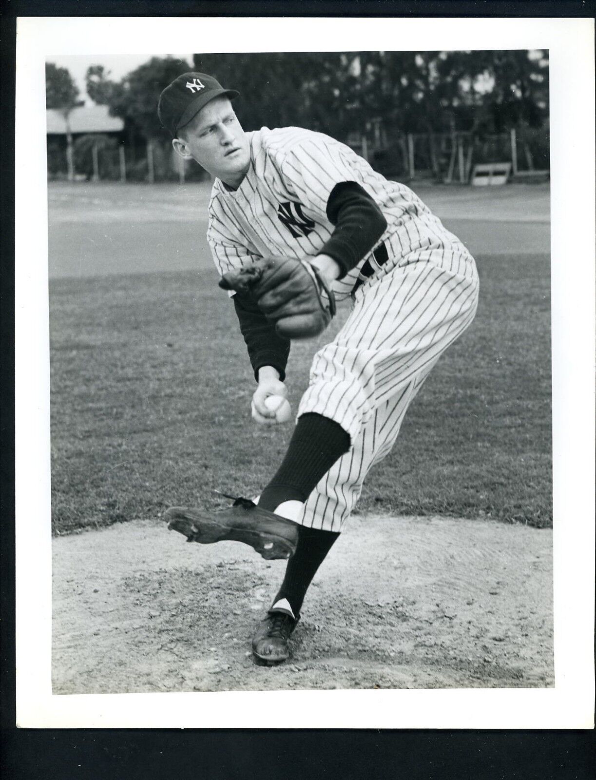 Hank Borowy circa 1940's Press Original Photo Poster painting New York Yankees