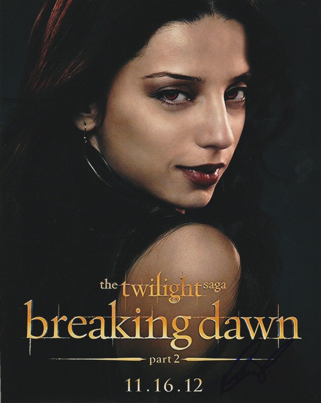 * ANGELA SARAFYAN * signed autographed 8x10 Photo Poster painting * TWILIGHT BREAKING DAWN * 1