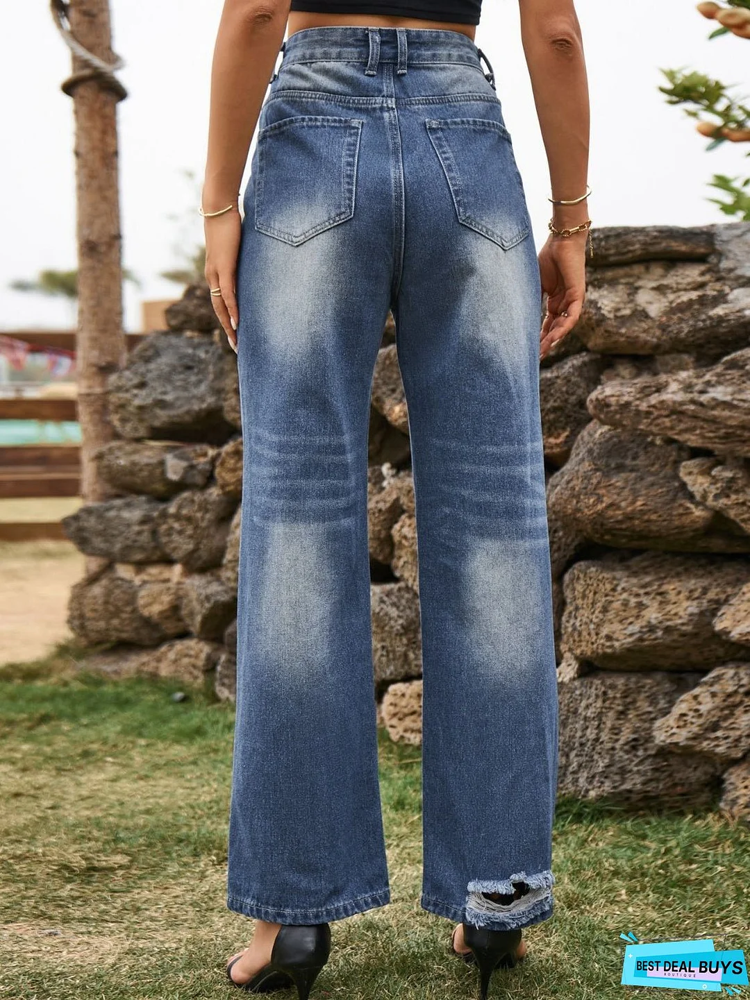 Distressed Jeans with Pockets