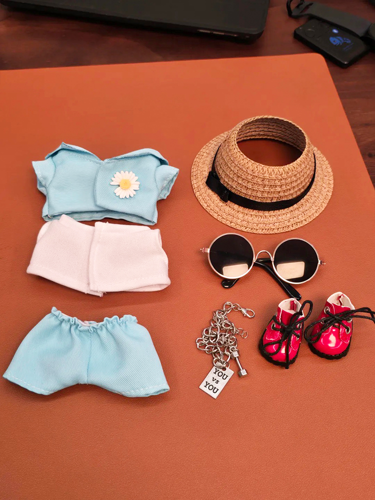 LABUBU Outfit of G-Dragon 2025 concert