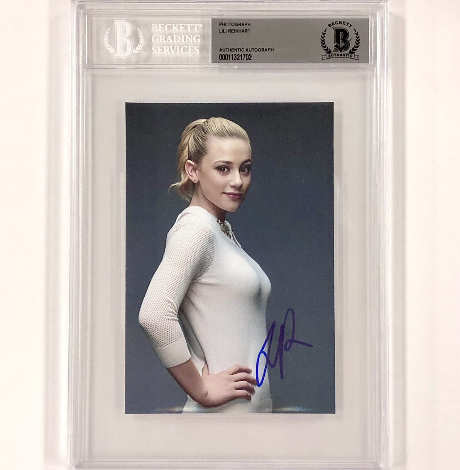 Lili Reinhart autograph signed 4x6 Photo Poster painting BAS Beckett COA Riverdale & Hustlers