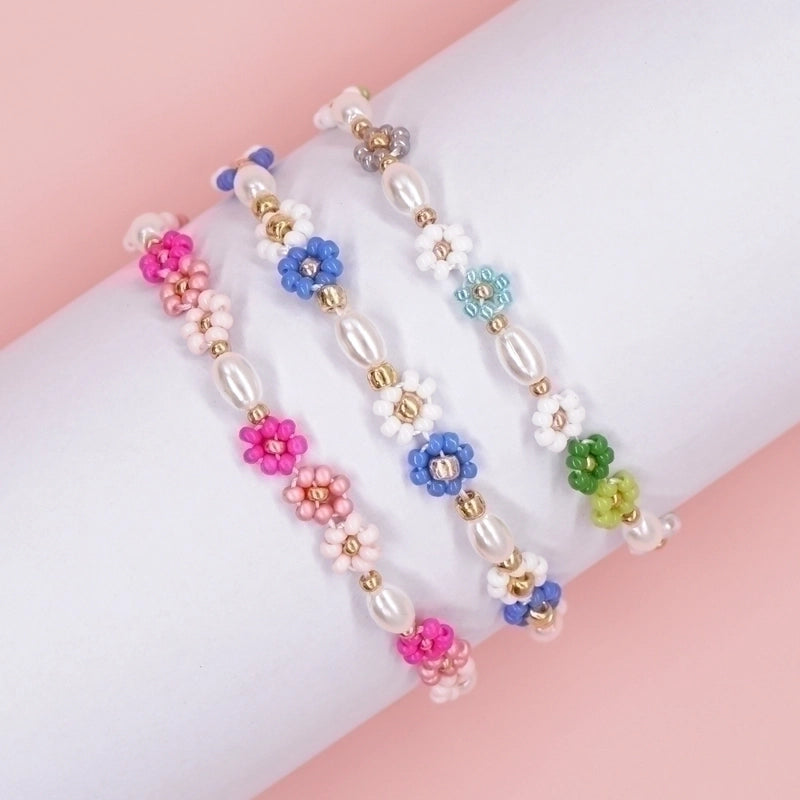 Elegant Lady Daisy Imitation Pearl Glass Women's Bracelets
