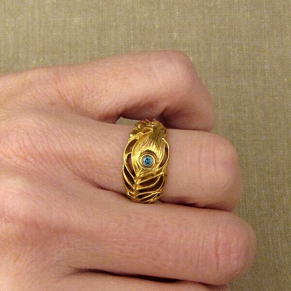 Peacock Feather Blue Diamond Gold Ring