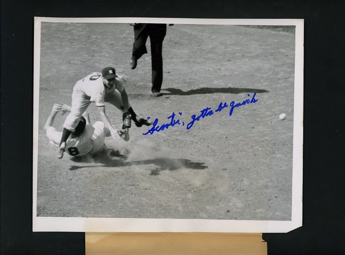 Phil Rizzuto inscribed 1954 Leaping Wire Photo Poster painting from Rizzuto estate Yankees