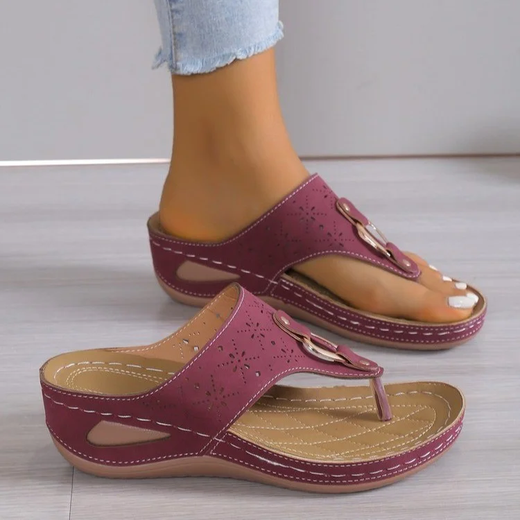 Qengg Flat-Soled Slippers Women's 2024 New Fashionable Slope Heel Herringbone Sandals