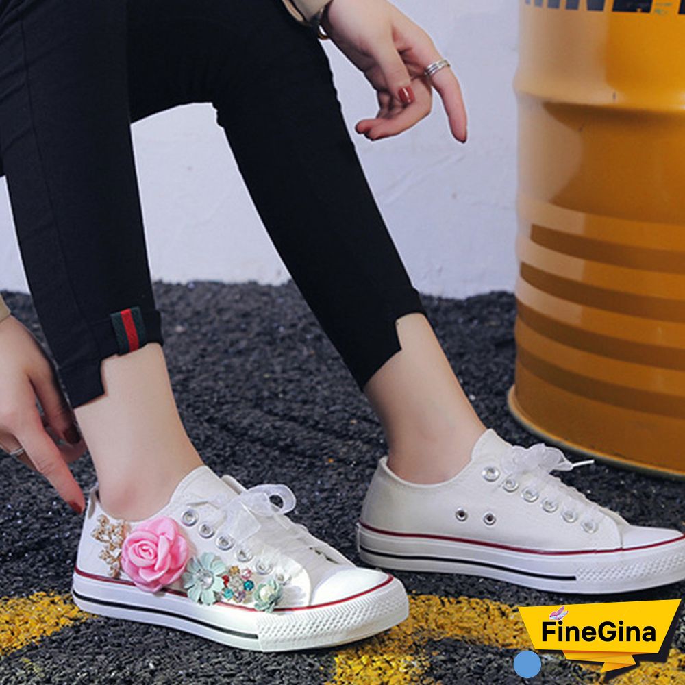 3D Blossom Decor Casual Canvas Shoes
