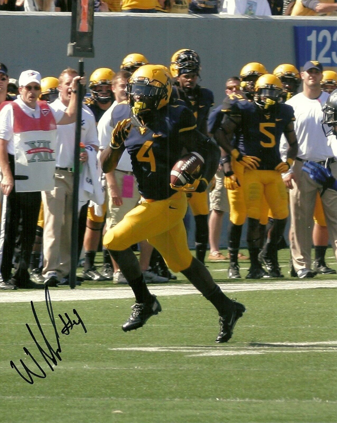 WENDELL SMALLWOOD HAND SIGNED WEST VIRGINIA MOUNTAINEERS 8X10 Photo Poster painting W/COA