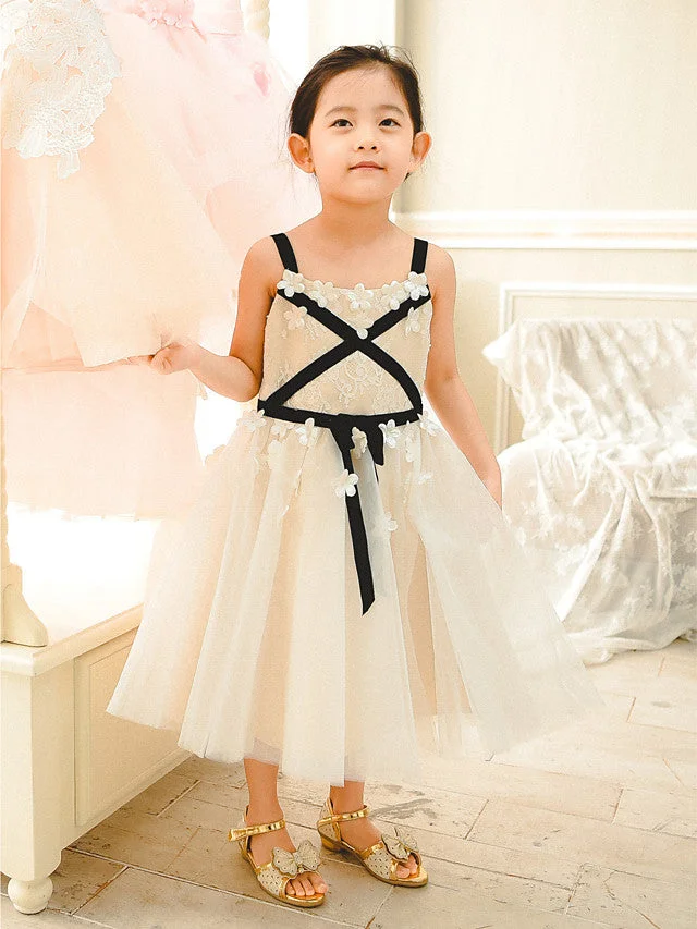 Daisda Ball Gown Sleeveless Spaghetti Strap Flower Girl Dresses  Lace Tulle  With Sash Ribbon