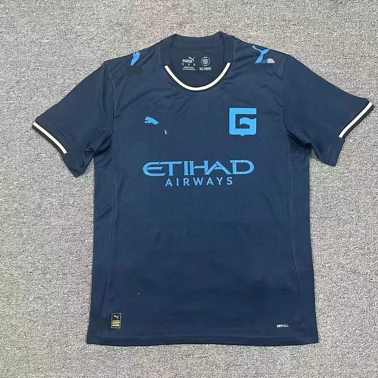 Fans 25-26 Girona third jersey