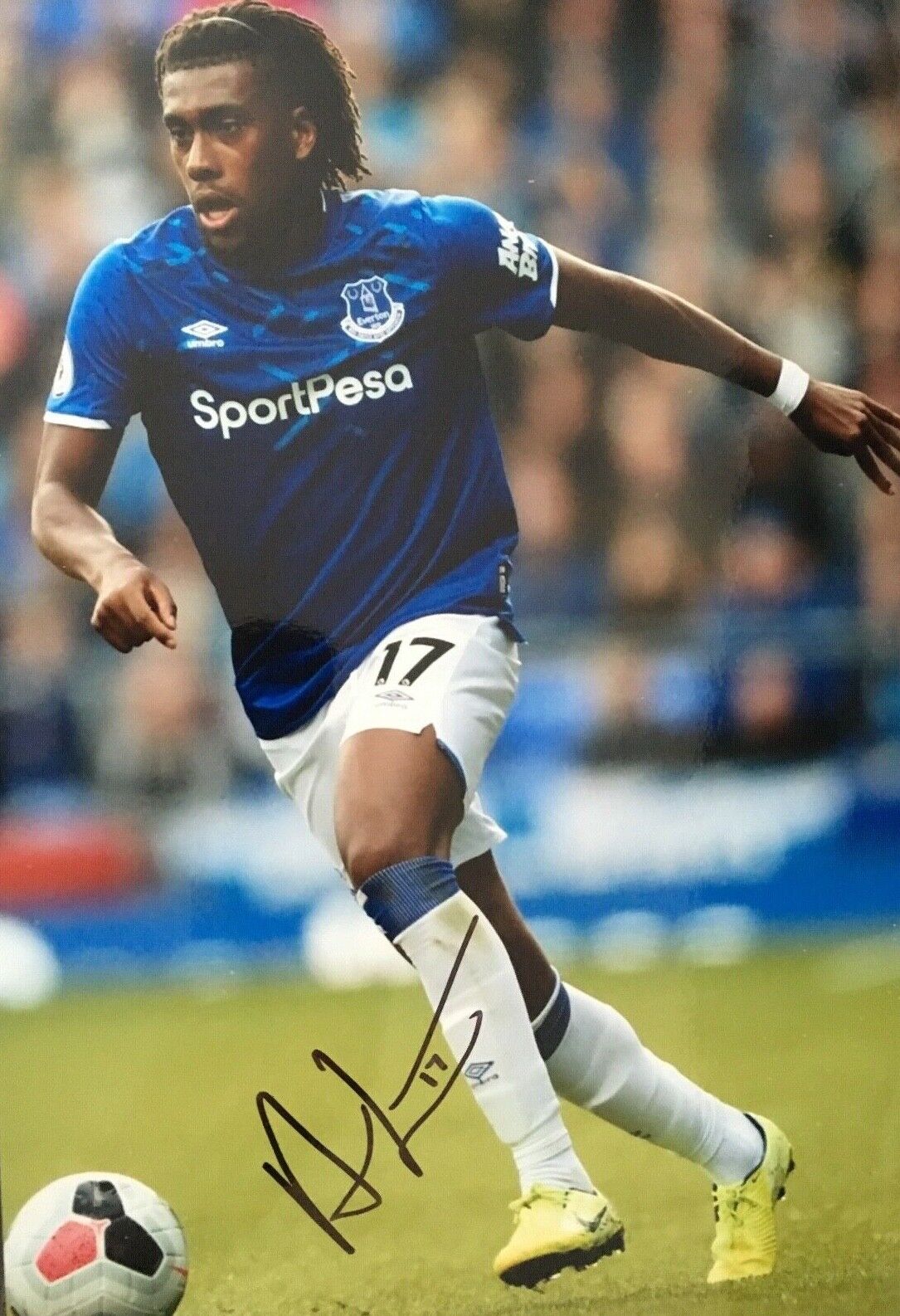 ALEX IWOBI - EVERTON FOOTBALLER - EXCELLENT SIGNED COLOUR Photo Poster painting