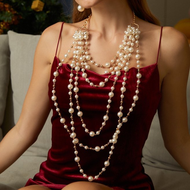 Multilevel Exaggerated Pearl & Metal Necklace