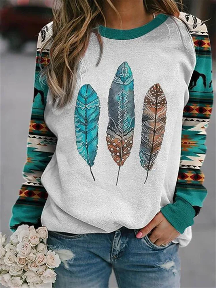 Vefave Western Feathers Print Aztec Patchwork Sweatshirt