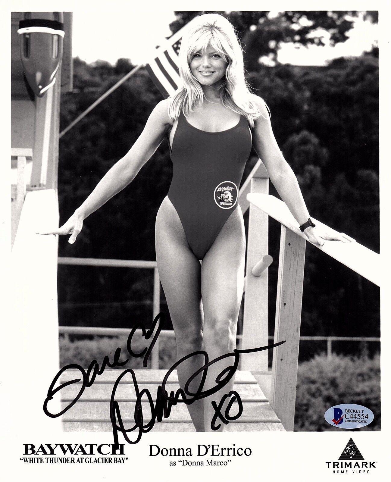 DONNA D'ERRICO Signed Autographed 8X10 Photo Poster painting BAYWATCH