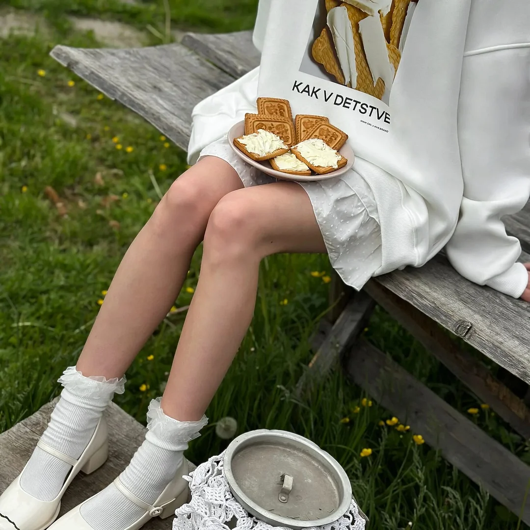 Women's Oversized, Loose, Comfortable Zucchini Print Sweatshirt