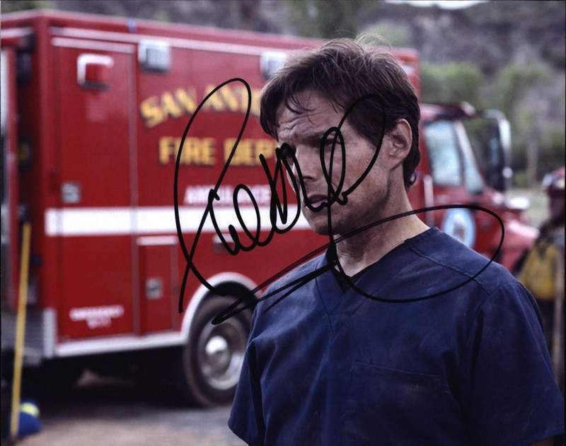 Scott Wolf authentic signed celebrity 8x10 Photo Poster painting W/Cert Autograph 665