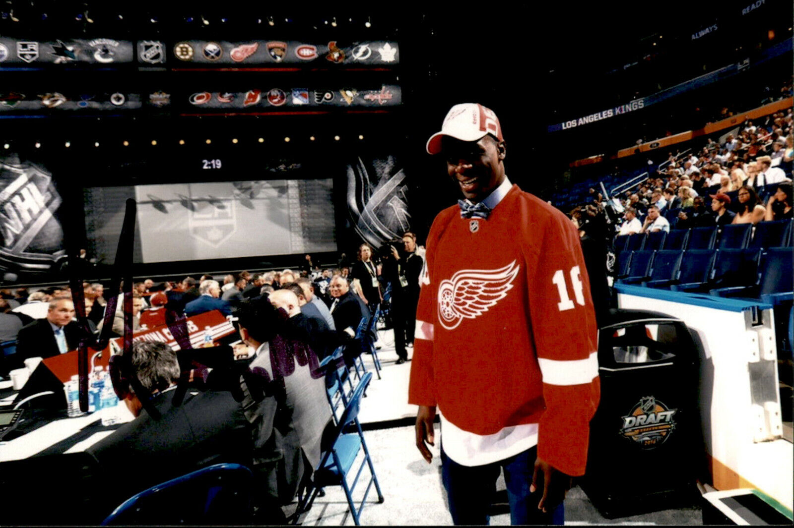 Givani Smith SIGNED 4x6 Photo Poster painting DETROIT RED WINGS #2