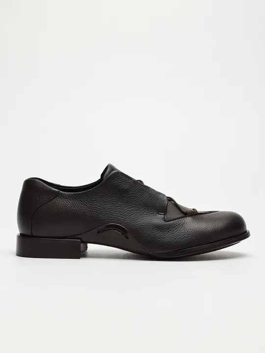 FOOTWEAR