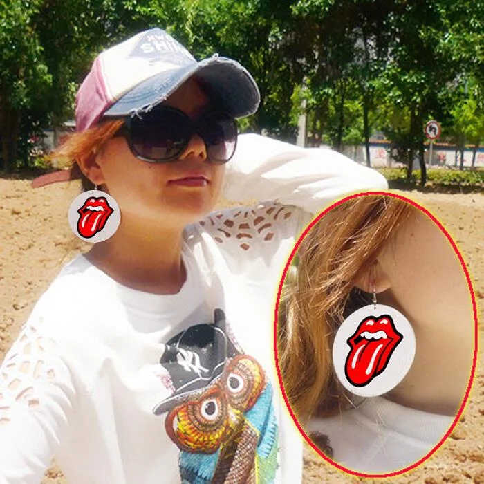 Leopard Tongue Round Leather Earrings