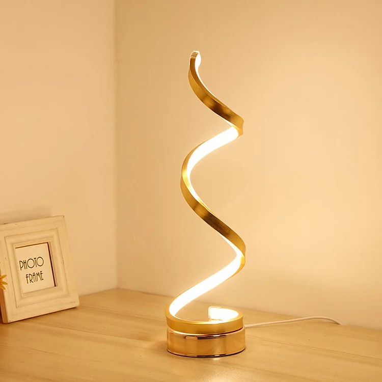 Snake Metal Table Lamp