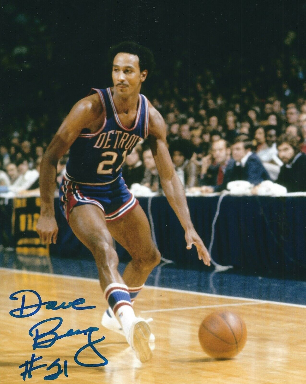 Signed 8x10 DAVE BING HOF Detroit Pistons Autographed Photo Poster painting w/COA