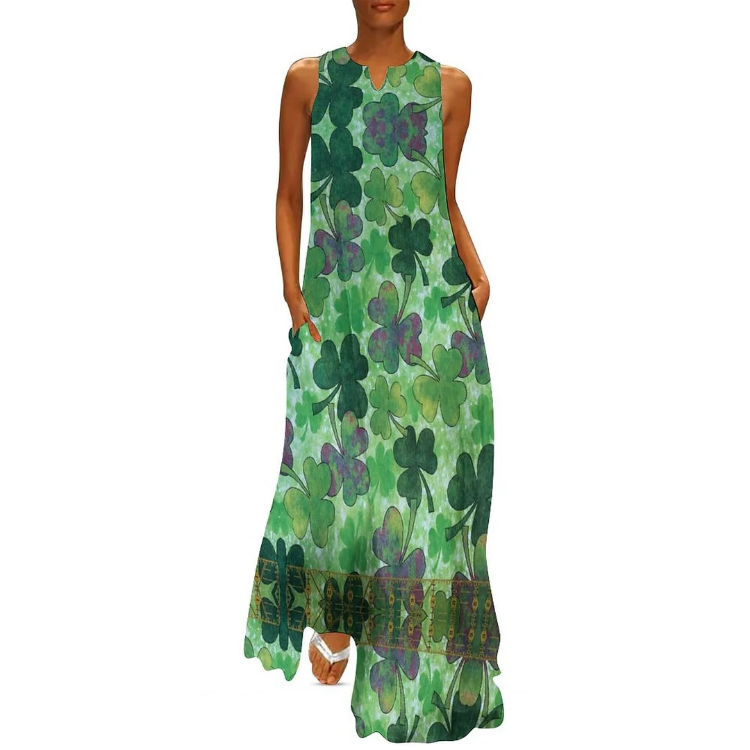 Style & Comfort for Mature Women Plus Size Printed Sleeveless Casual Women Maxi Dress with Pockets in Pattern St. Patrick's Day, Green, Clover, Lucky