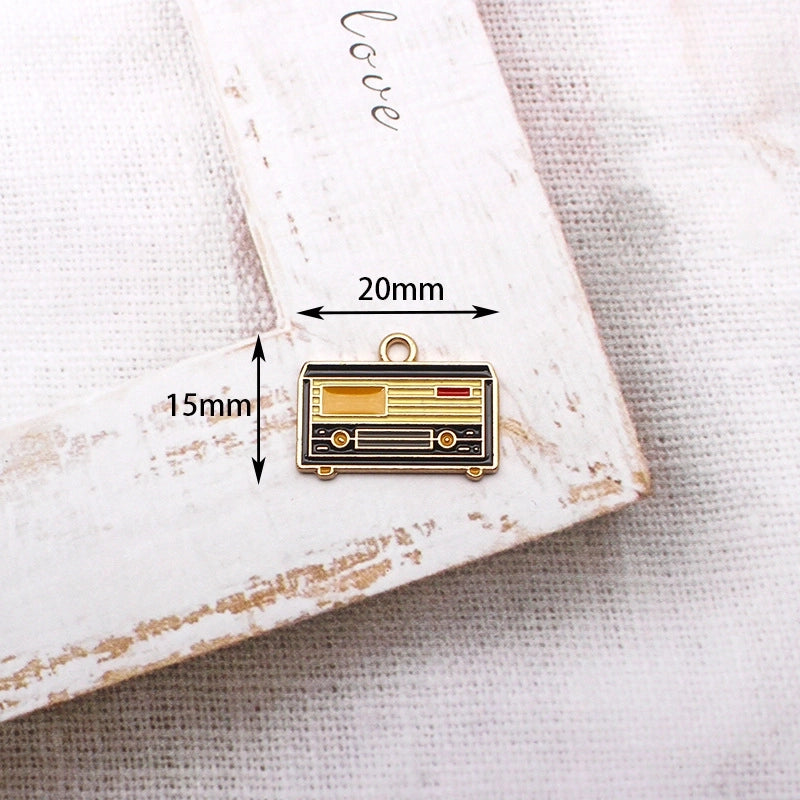 10 Pieces Retro Nostalgic Style Alloy Oil Drop DIY Jewelry Accessories 80 90 S Feeling Bicycle Sewing Machine Camera Pendant