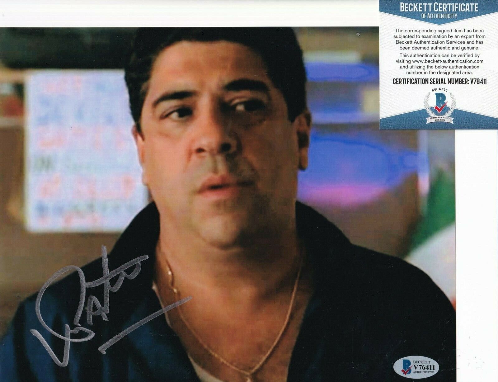 VINCENT PASTORE signed (THE SOPRANOS) Big Pussy 8X10 Photo Poster painting BECKETT BAS V76411