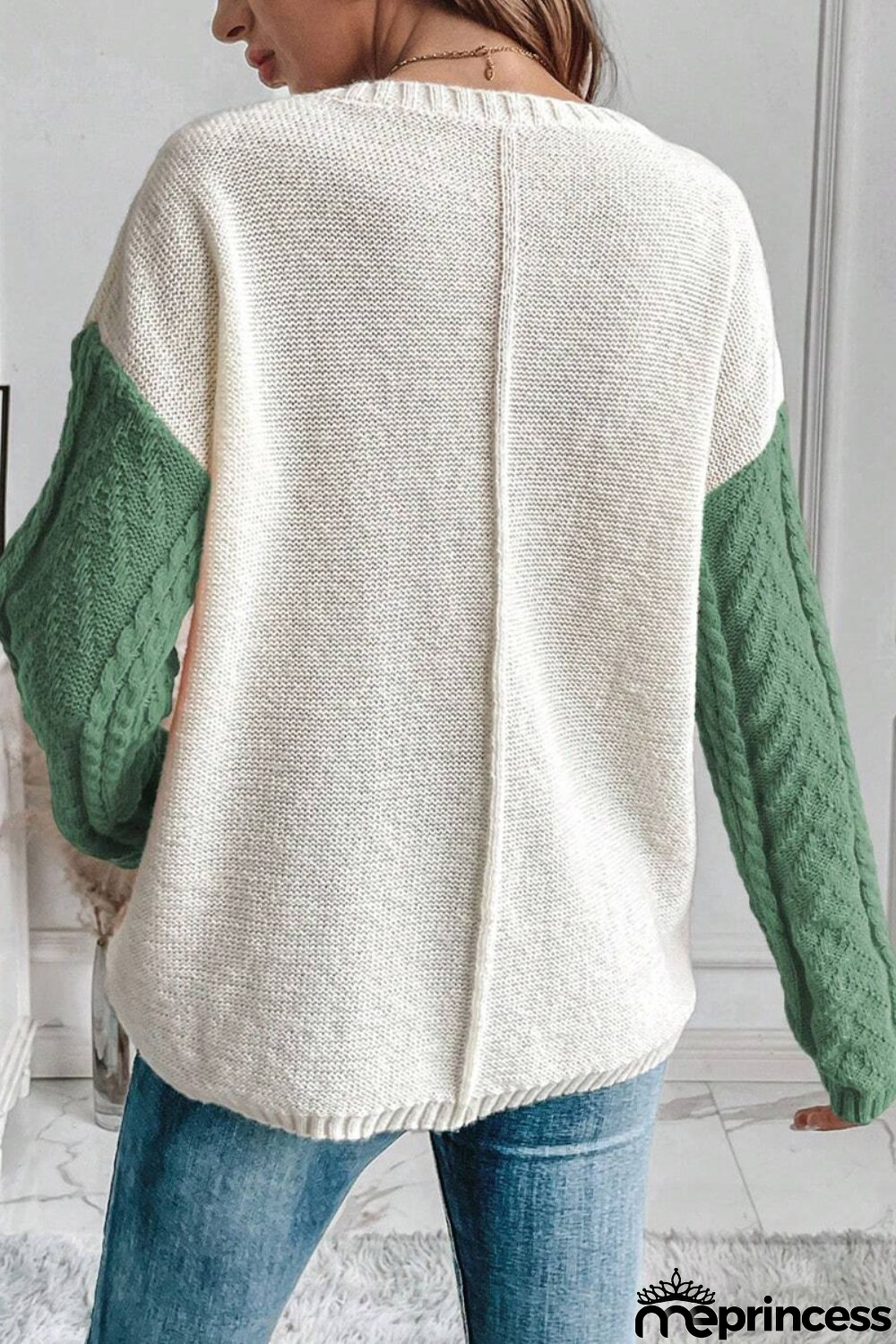 Fashionable and Effortless garment