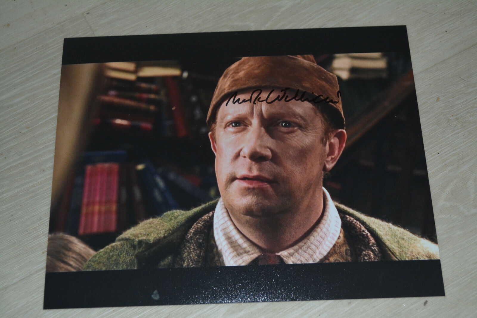 MARK WILLIAMS signed autograph In Person 8x10 (20x25 cm) HARRY POTTER