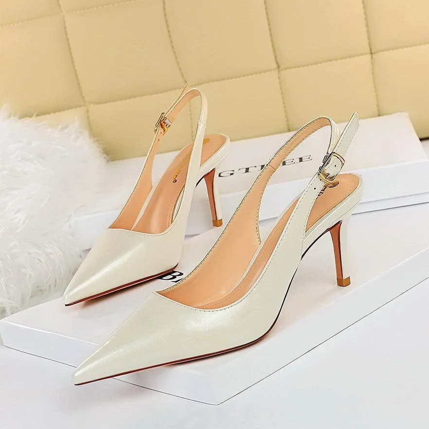 Simple stiletto shoes with shallow mouth and pointed toe hollow back strap