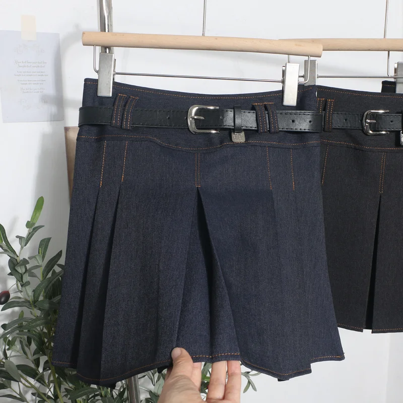 Uveng Spring And Summer Women's Retro Modern Hit Color Clear Line Pressure Skirt Anti-Light Short Skirt With Belt 8299