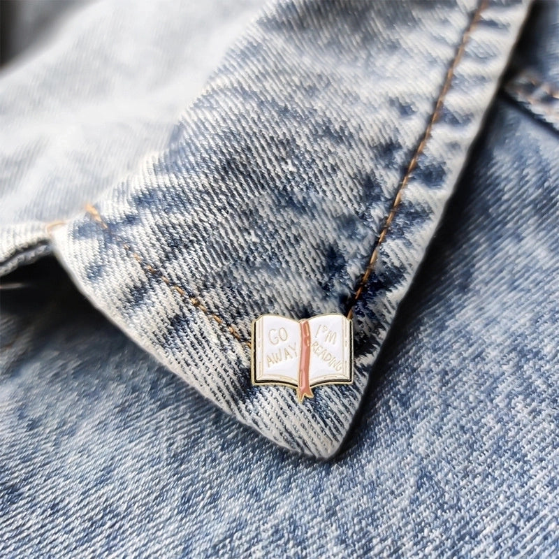 Cute Preppy Style Sweet Book Letter Alloy Enamel Plating Unisex Brooches Collar Pin