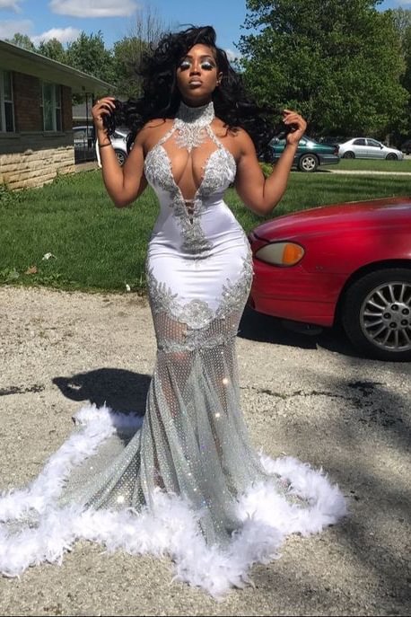 Beautiful Halter Beaded Mermaid Prom Dress Sequins With Appliques | Ballbellas Ballbellas