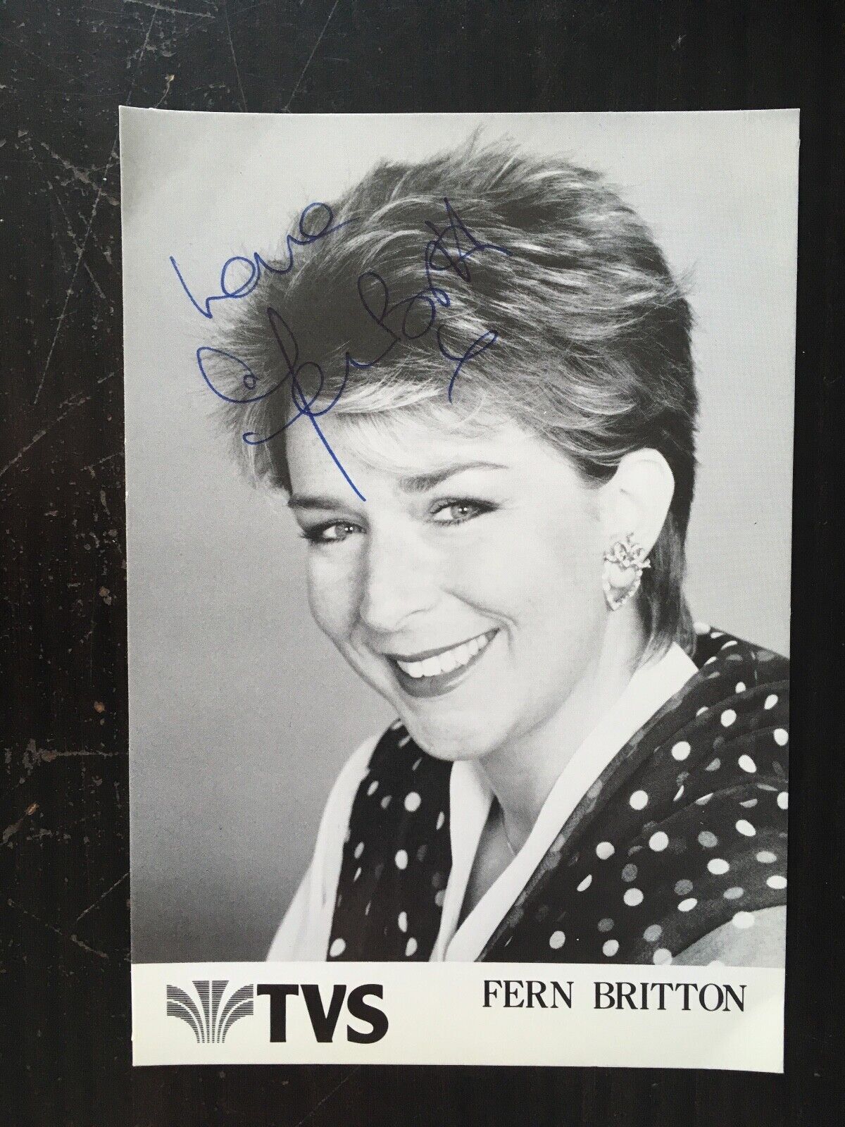 FERN BRITTON - POPULAR TV PRESENTER - EXCELLENT SIGNED Photo Poster painting