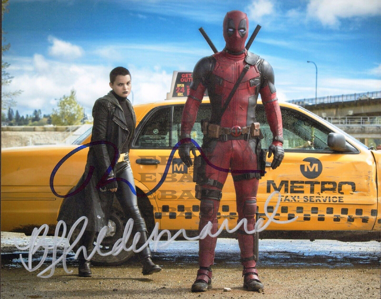 RYAN REYNOLDS & BRIANNA HILDEBRAND Autographed Signed 8x10 Photo Poster painting Reprint