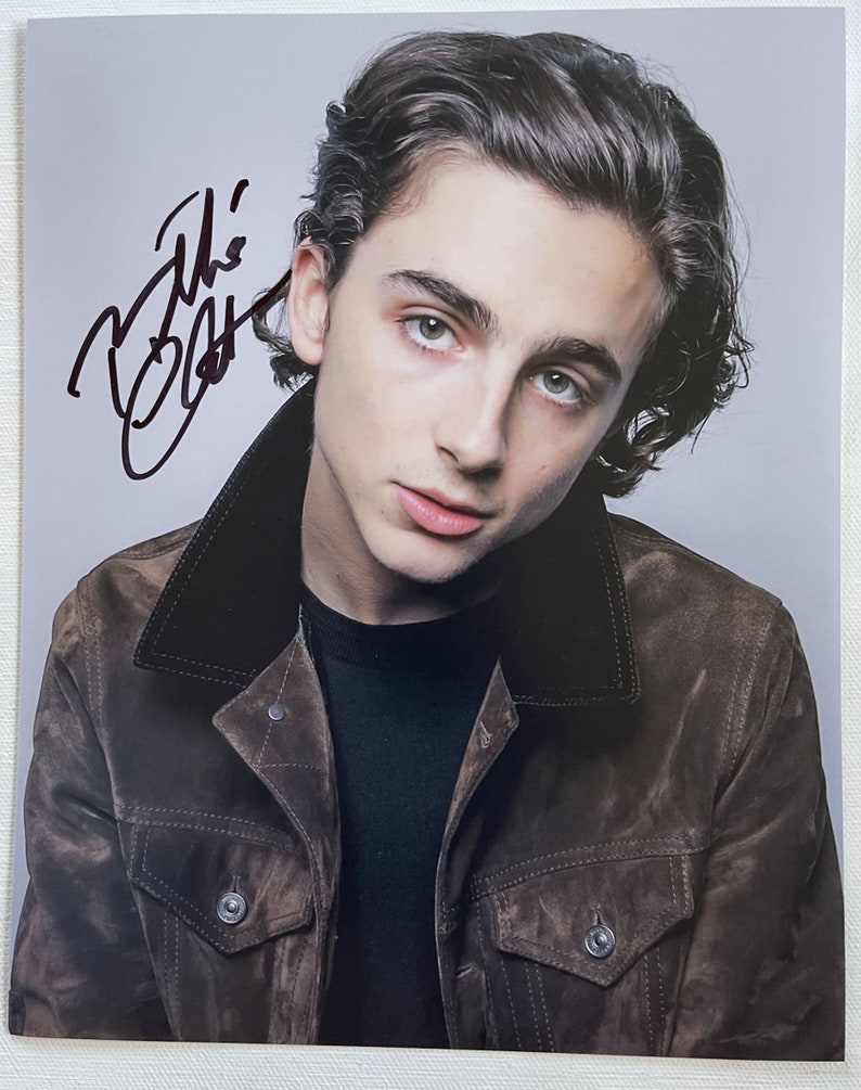 Timothee Chalamet Signed Autographed Glossy 8x10 Photo Poster painting - COA Matching Holograms